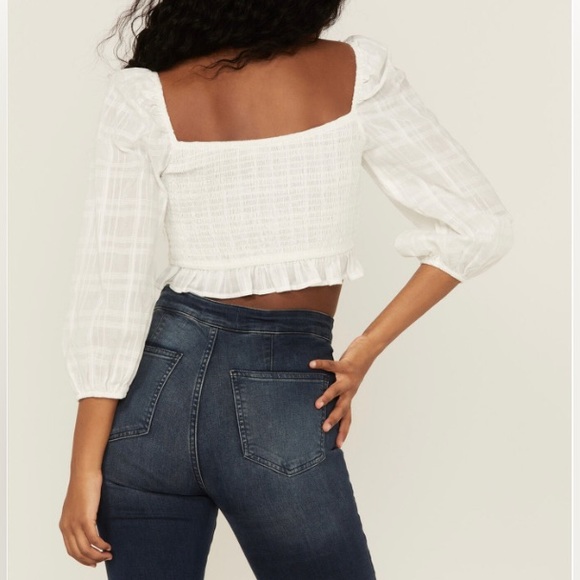 Lush Long Sleeve Smocked Tie Front Crop Top - Picture 3 of 14